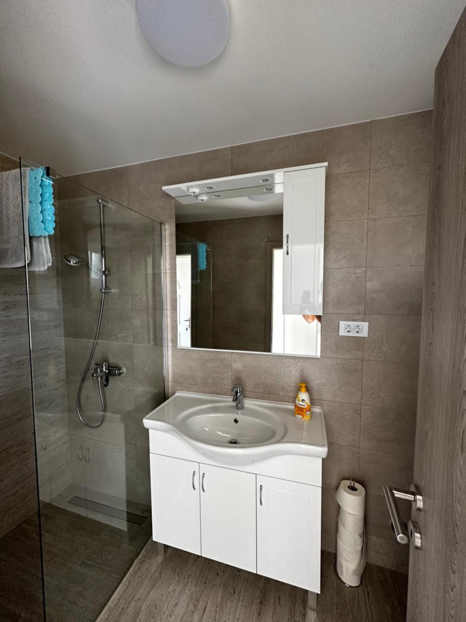 Apartmani Tamaris Murter Ngoại thất bức ảnh